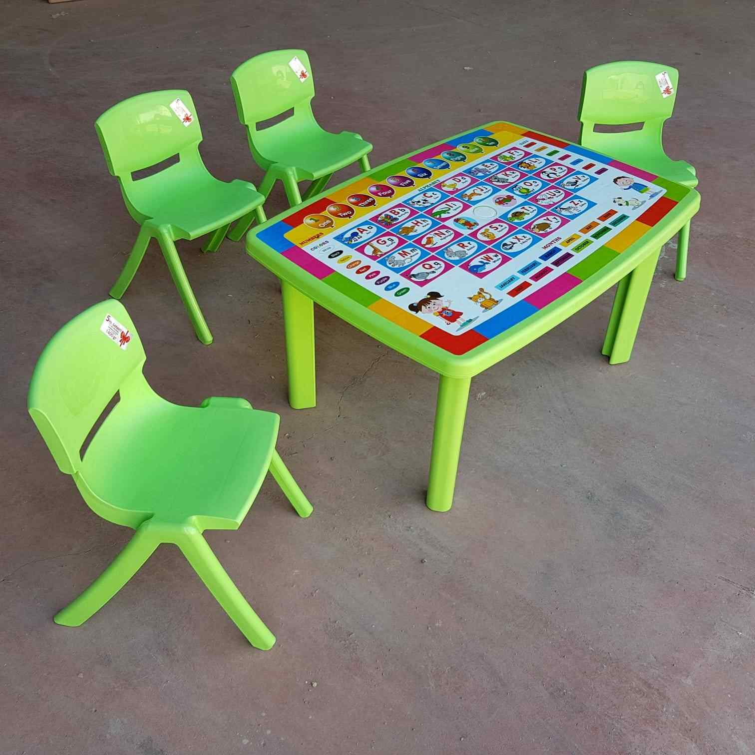 Holiday Çocuk Masa Seti İngilizce Desenli Eğitici Masa +4 Sandal